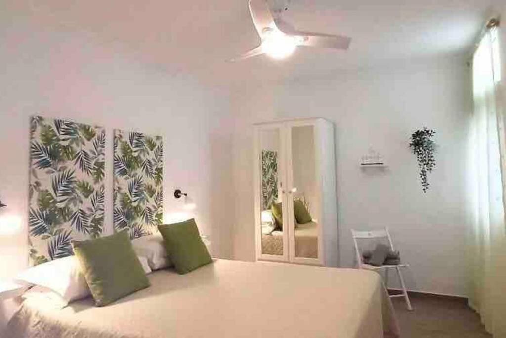 Centrico Apartamento Con Terraza Y Wifi Ronda Luaran gambar